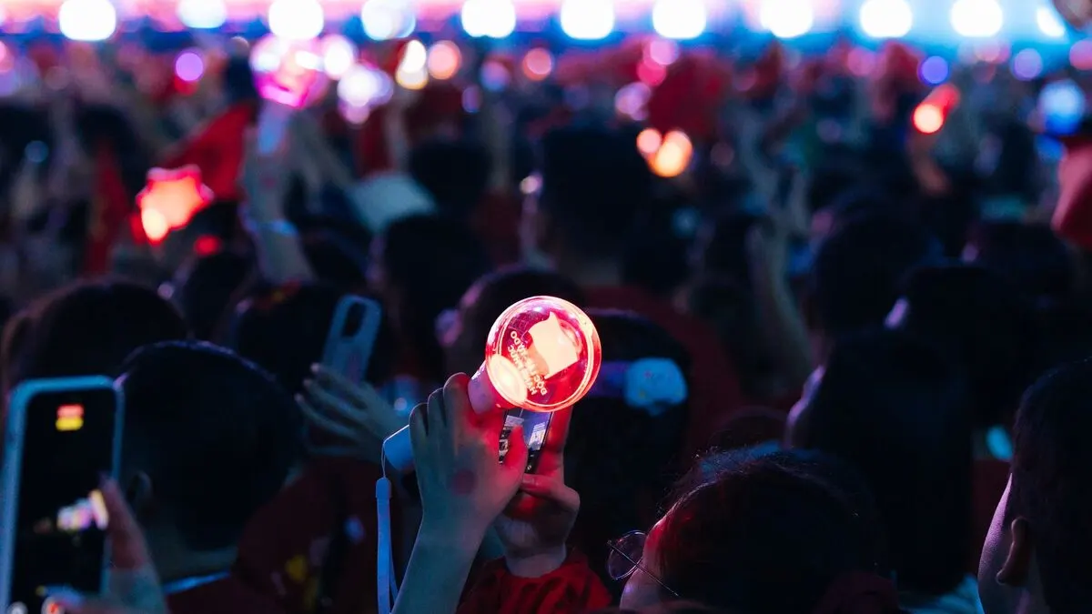 Beda Lightstick Official dan Tiruan: Cara Mengenalinya dengan Mudah