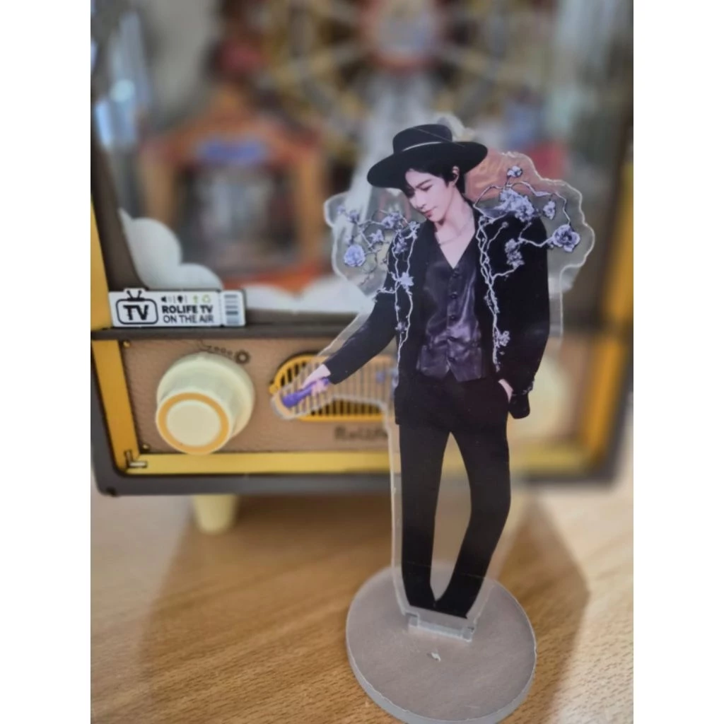 Liu Yuning Standee - Concert Style 1